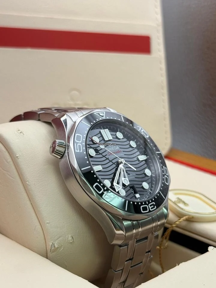 Omega Seamaster Diver 300 M - Image 4