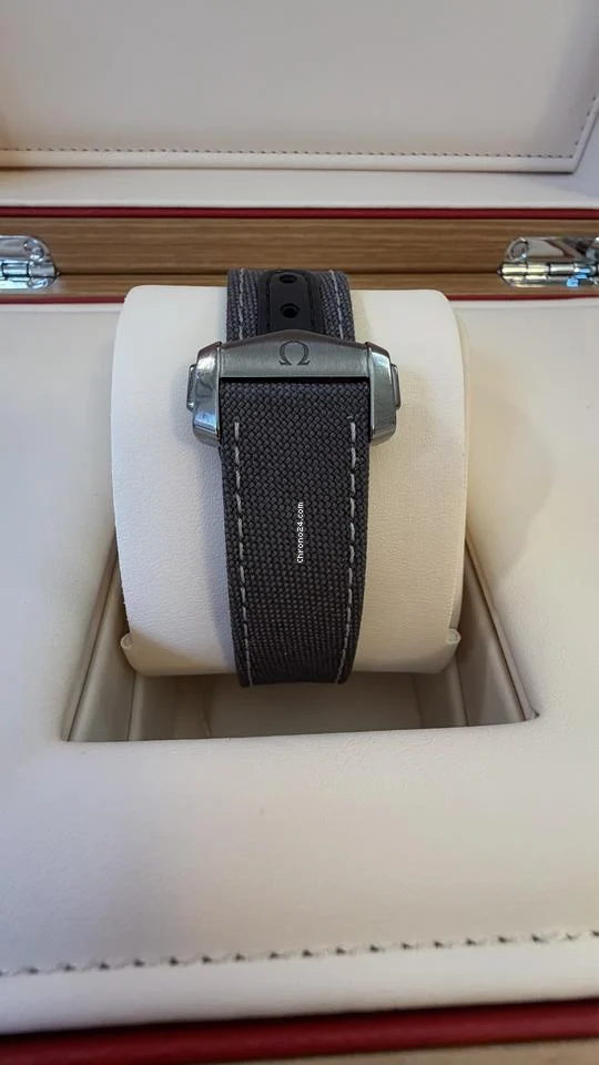 Omega Speedmaster - Image 5