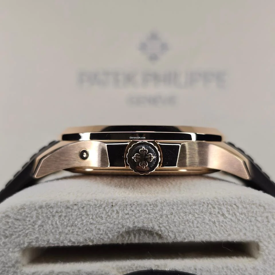 Patek Philippe Aquanaut - Image 9