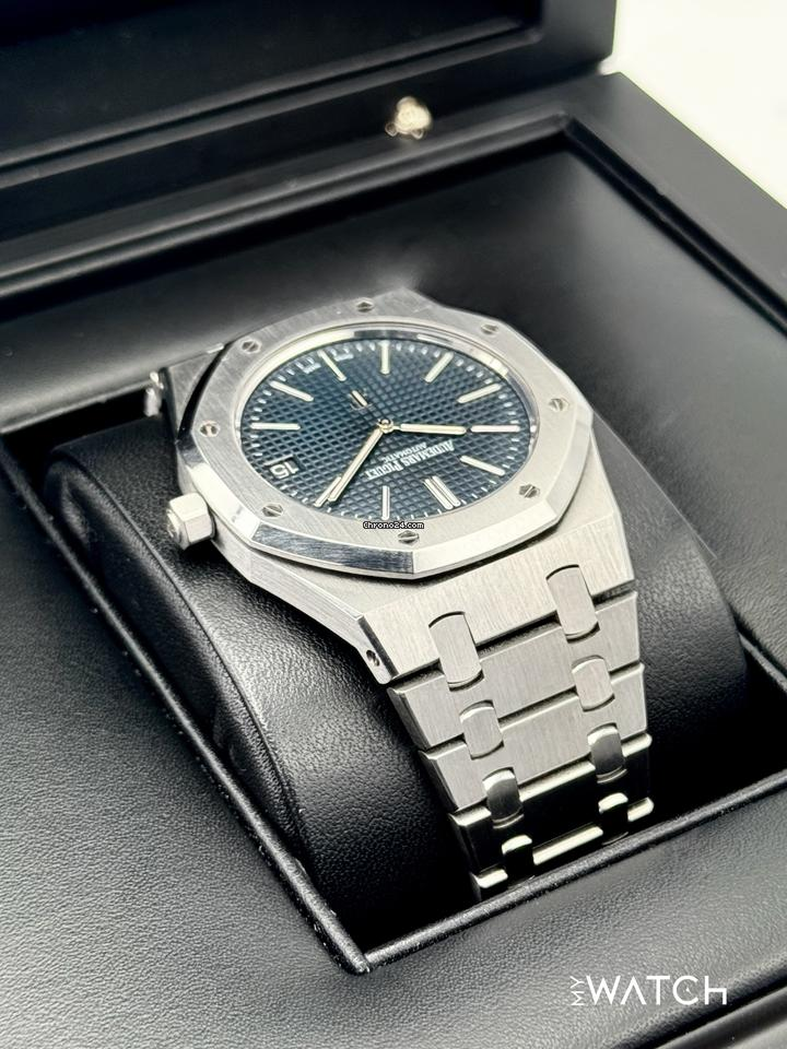 Audemars Piguet Royal Oak Jumbo - Image 6