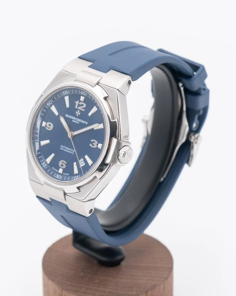 Vacheron Constantin Overseas - Image 5