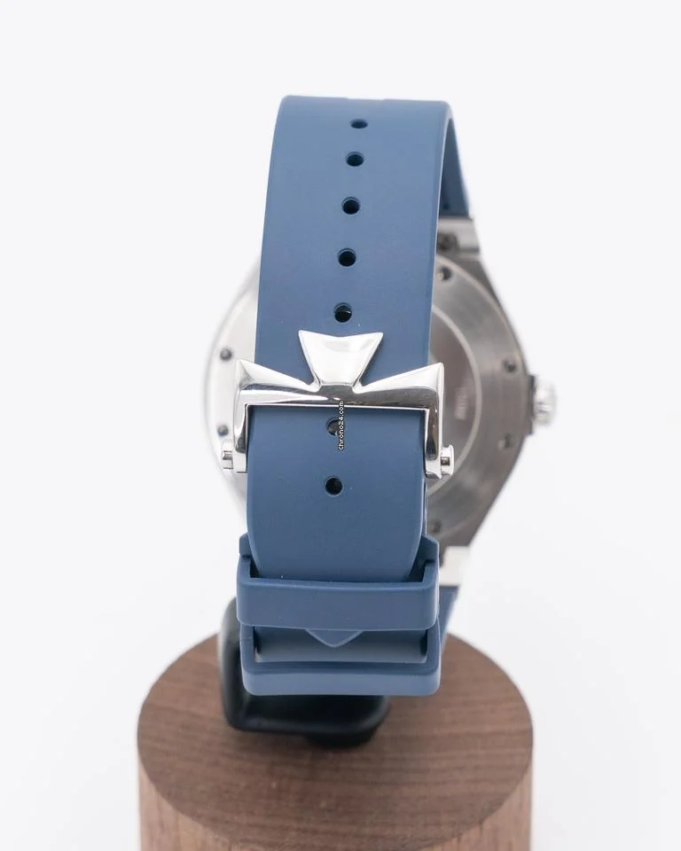 Vacheron Constantin Overseas - Image 7