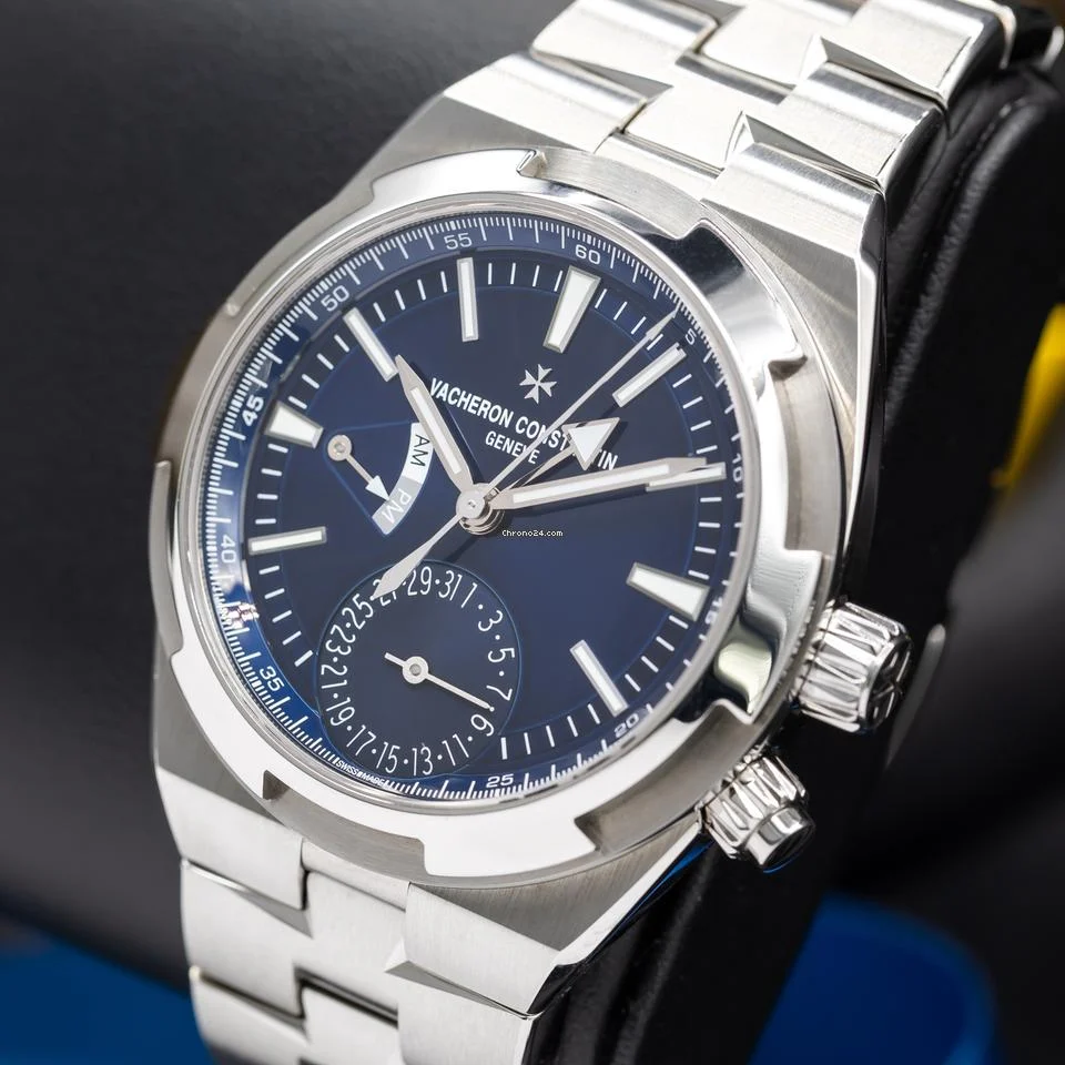 Vacheron Constantin Overseas Dual Time - Image 3