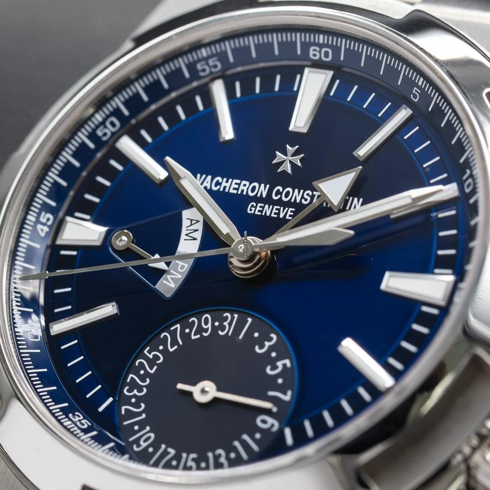 Vacheron Constantin Overseas Dual Time - Image 4