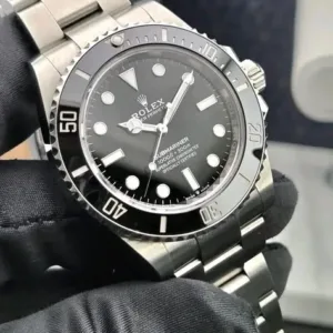 Rolex Submariner No-Date 41mm Black Dial Black Cerachrom Bezel Oyster Bracelet 124060 | 2023 Full Set — The Purist's Choice