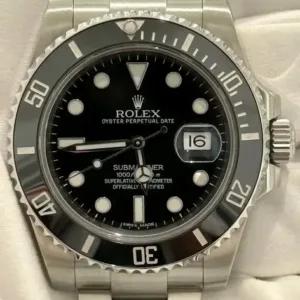 Rolex Submariner Date 40mm Black Dial Black Cerachrom Bezel Oyster Bracelet 116610LN | 2013 Full Set — Discontinued